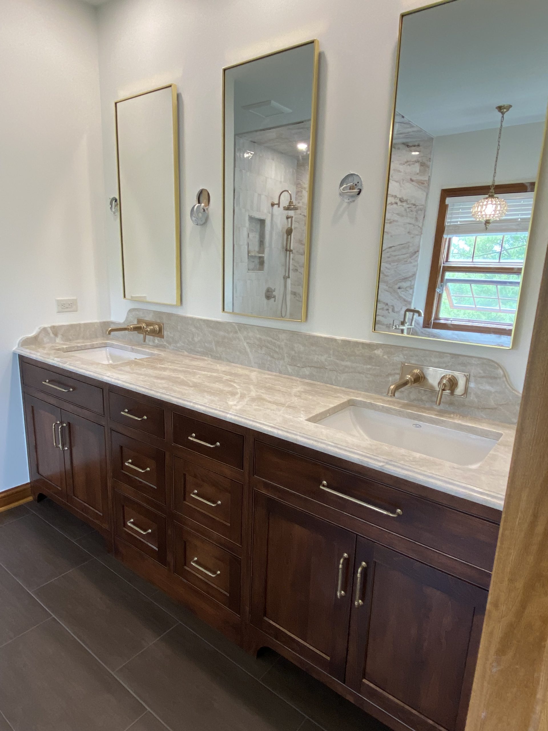 Larry - Runyan Vanity